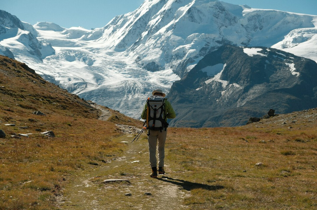 hiking in swiss mountains